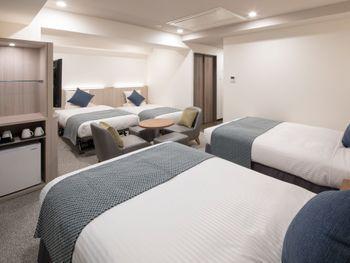 Mystays Midosuji Honmachi Hotel