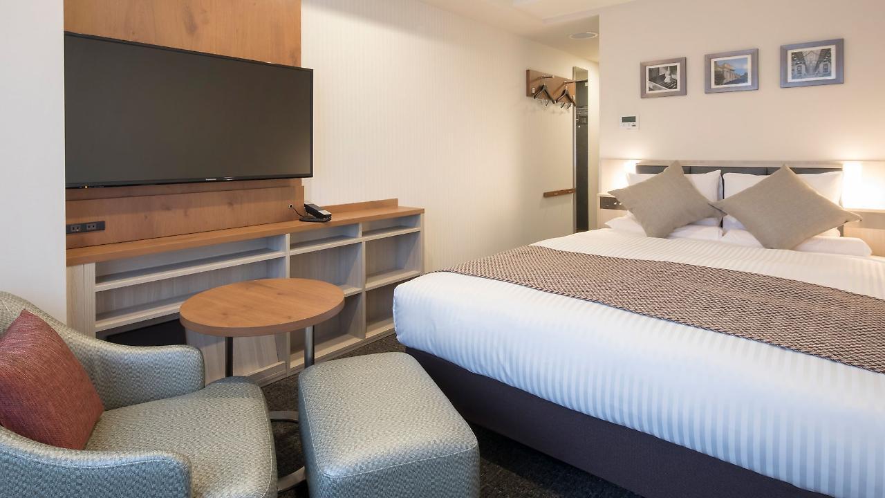 Mystays Midosuji Honmachi Hotel Osaka